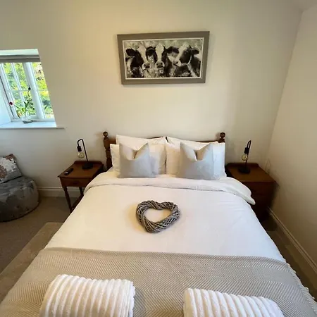 The Old Parlour - With Hot Tub And Dog Friendly! Vakantiehuis *