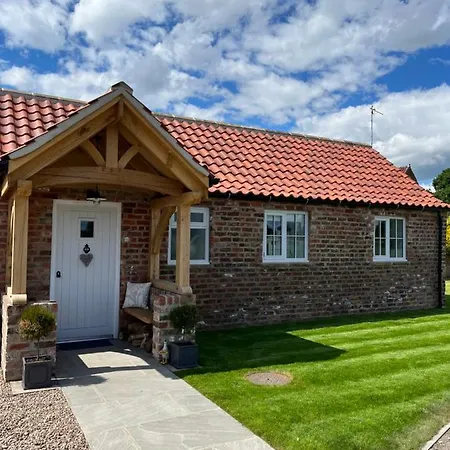The Old Parlour - With Hot Tub And Dog Friendly! *